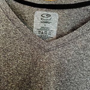 Champion shirt size L